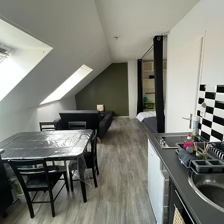 Appartement Calais شقة *